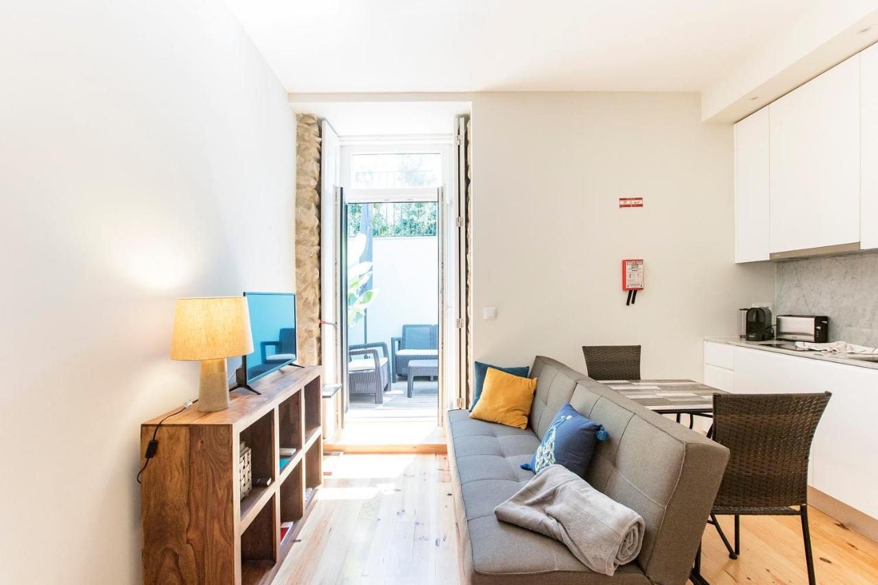 Central Studio W/ Pool, Ac & Patio By Lovelystay Porto Zewnętrze zdjęcie