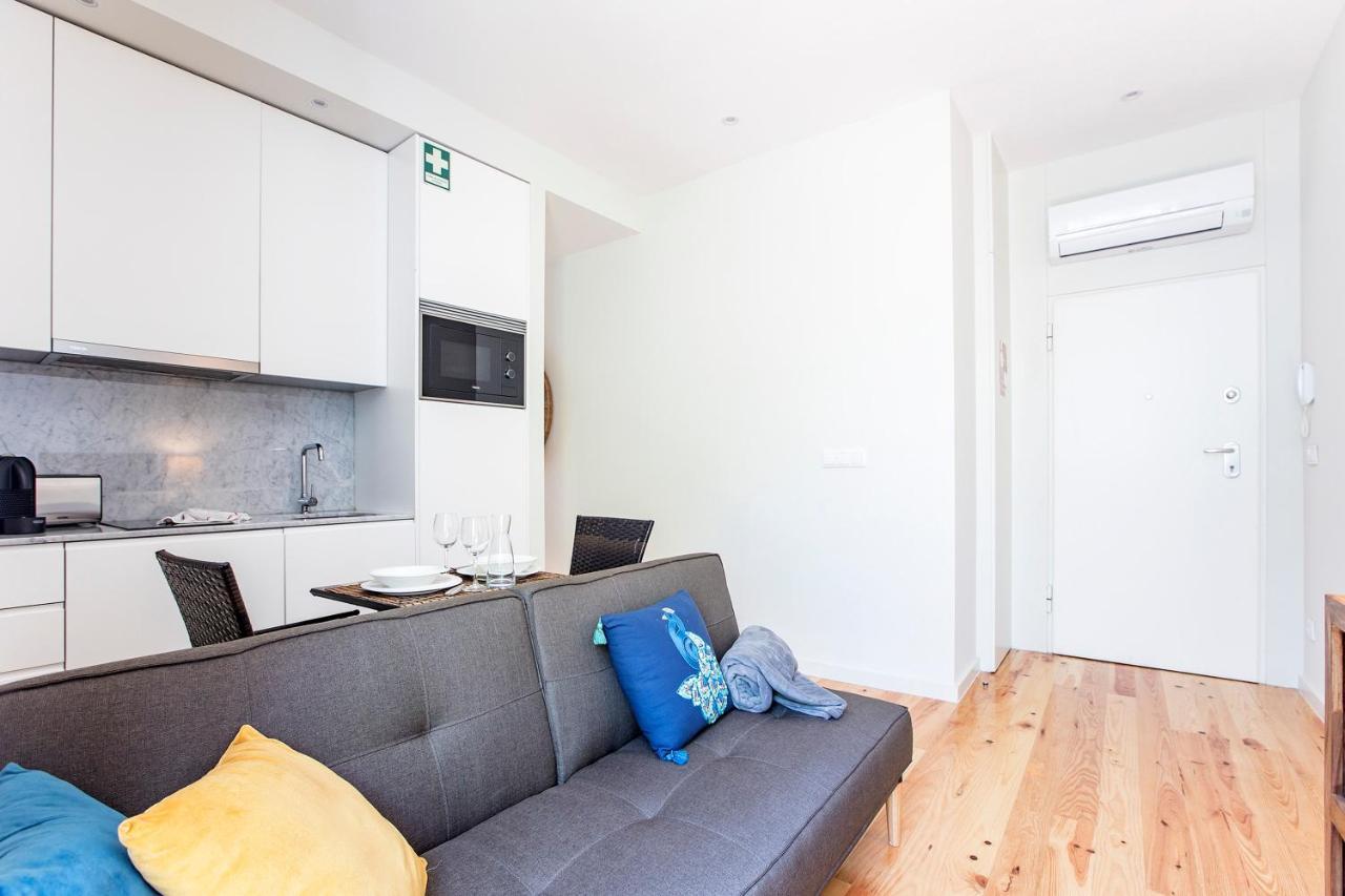 Central Studio W/ Pool, Ac & Patio By Lovelystay Porto Zewnętrze zdjęcie