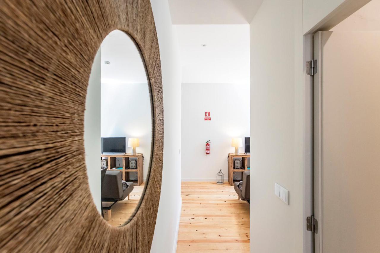 Central Studio W/ Pool, Ac & Patio By Lovelystay Porto Zewnętrze zdjęcie